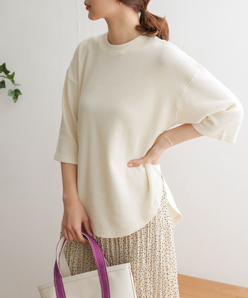 URBAN RESEARCH DOORS(アーバンリサーチドアーズ)の「ワッフルラウンドヘムプルオーバー(Tシャツ/カットソー・レディース・ブラック/ベージュ/オフホワイト・ONE)」の13枚目の写真