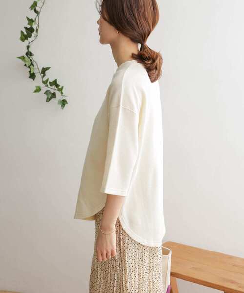URBAN RESEARCH DOORS(アーバンリサーチドアーズ)の「ワッフルラウンドヘムプルオーバー(Tシャツ/カットソー・レディース・ブラック/ベージュ/オフホワイト・ONE)」の15枚目の写真