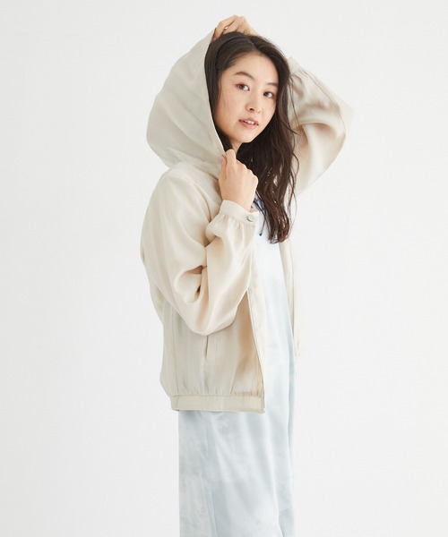 Rewde(ルゥデ)の「【雑誌掲載・TV着用】【再生繊維使用】フーディーシアーパーカー(1R16-03059)(その他アウター・レディース・ブラック/ベージュ/カーキ/グリーン・M)」の11枚目の写真