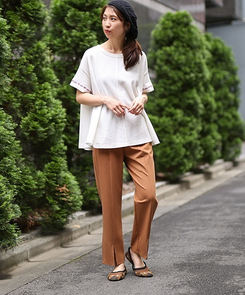 チチカカ（チチカカ）の「ポンチフロントスリットパンツ（その他パンツ・レディース・ブラック/ブラウン/ピンク・FREE）」の9枚目の写真