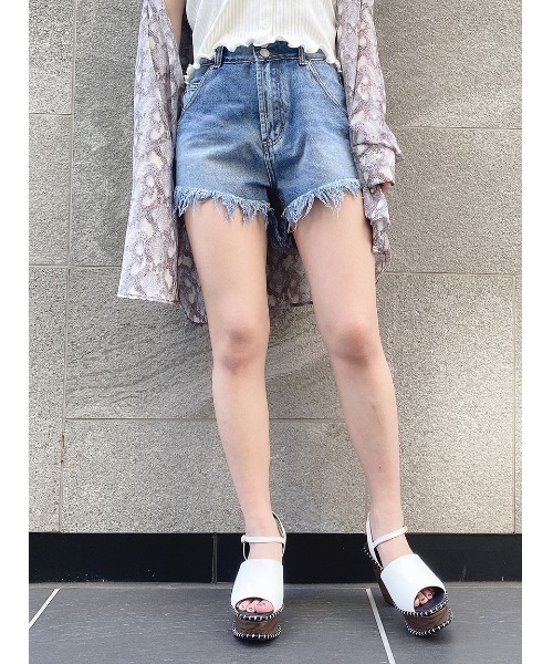 one way（ワンウェイ）の「【oneway Jeans】ハイウエストフリンジショーパン（デニムパンツ・レディース・ベージュ/ライトブルー/ブラック・S/M）」の3枚目の写真