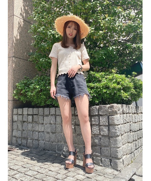 one way（ワンウェイ）の「【oneway Jeans】ハイウエストフリンジショーパン（デニムパンツ・レディース・ベージュ/ライトブルー/ブラック・S/M）」の6枚目の写真