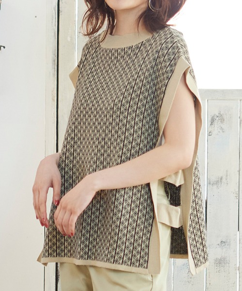 MATCH&more（マッチアンドモア）の「ジャカードベスト（ニット/セーター・レディース・ブラック/ブラウン/オフホワイト/グリーン・FREE）」の10枚目の写真