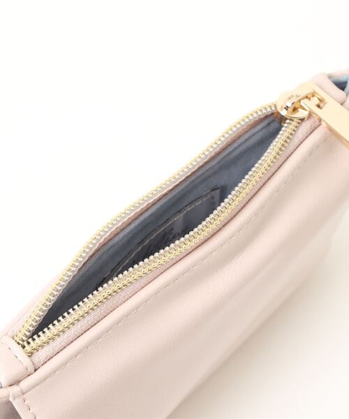 cache cache(カシュ カシュ)の「カシュカシュ cachecache / マルチスマホショルダー(ショルダーバッグ・レディース・ブラック/イエロー/アイボリー/ベージュ/グリーン・FREE)」の8枚目の写真