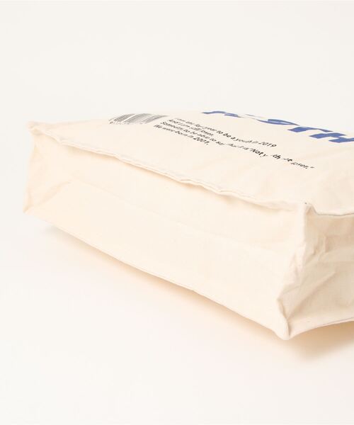 LA VORAGINE（ラ ヴォラジネ）の「YOUTHプリントキャンバストートバッグ（トートバッグ・レディース・オフホワイト/ベージュ・FREE）」の5枚目の写真