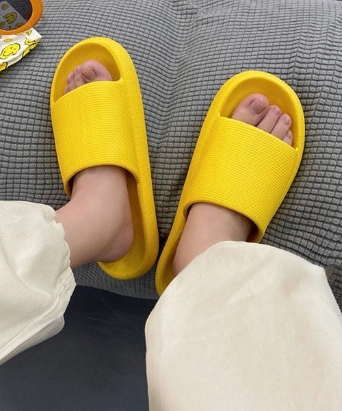 WESTBOY(ウエストボーイ)の「ユニセックス5カラーハイソールシャワーサンダル WO21S301SD【WB ORIGINALS】(サンダル・メンズ・ブラック/グレー/イエロー/オレンジ/グリーン・M/L/XL)」の4枚目の写真