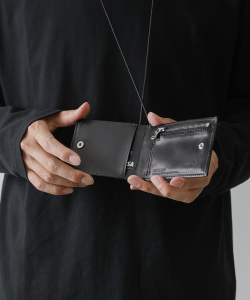 ATTACHMENT（アタッチメント）の「CALF LEATHER NECK CARD HOLDER（カードケース・メンズ・ブラック・ONESIZE）」の3枚目の写真