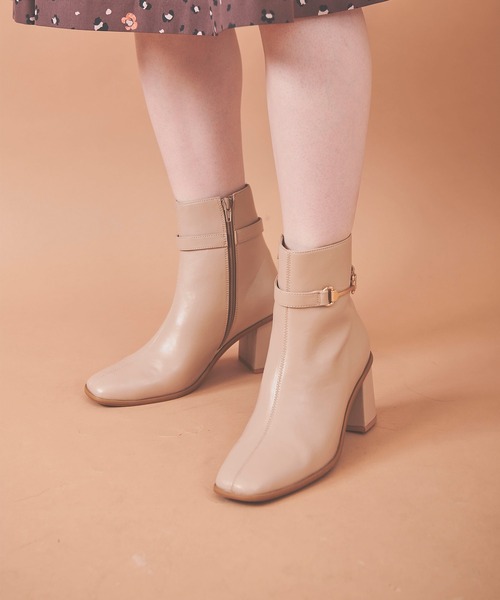 31 Sons de mode(トランテアン ソン ドゥ モード)の「ビットショートブーツ(ブーツ・レディース・ブラック/クリーム/ダークブラウン・22.5/23.5/24.5)」の8枚目の写真