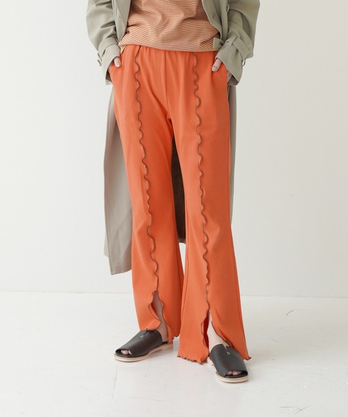 Lull（ルル）の「【Lull / ルル】配色メロウセミフレアリブパンツ（その他パンツ・レディース・ブラック/ベージュ/その他/グリーン/オレンジ・M）」の5枚目の写真