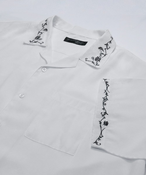 Confirm(コンファーム)の「Confirm / コンファーム 五分袖刺繍ビッグオープンカラーシャツ(シャツ/ブラウス・メンズ・ホワイト/ブラック/ブルー/レッド・M/L)」の5枚目の写真