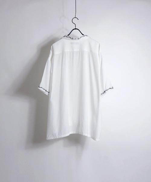 Confirm(コンファーム)の「Confirm / コンファーム 五分袖刺繍ビッグオープンカラーシャツ(シャツ/ブラウス・メンズ・ホワイト/ブラック/ブルー/レッド・M/L)」の9枚目の写真