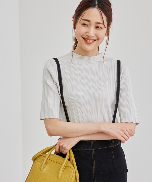 ROPE' PICNIC(ロペピクニック)の「ビルドネックハーフスリーブプルオーバー(ニット/セーター・レディース・ライトグレー/ブラック/ピンク/イエロー・40/38)」の3枚目の写真