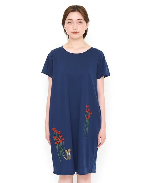 Design Tshirts Store graniph(デザイン ティーシャツ ストア グラニフ)の「フレデリックインザフラワーガーデン (レオレオニ) |コラボコクーンワンピース(ワンピース・レディース・ネイビー・FREE)」の6枚目の写真