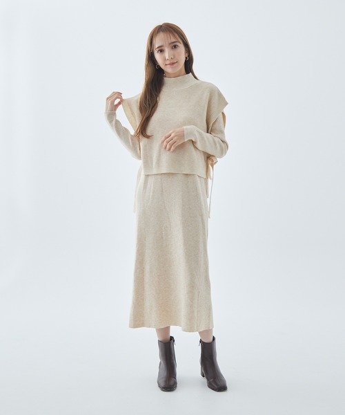 Fabulous Angela（ファビュラスアンジェラ）の「ドロップショルダーベスト付ワンピース（ワンピース・レディース・モカ/ネイビー/ベージュ・FREE）」の6枚目の写真