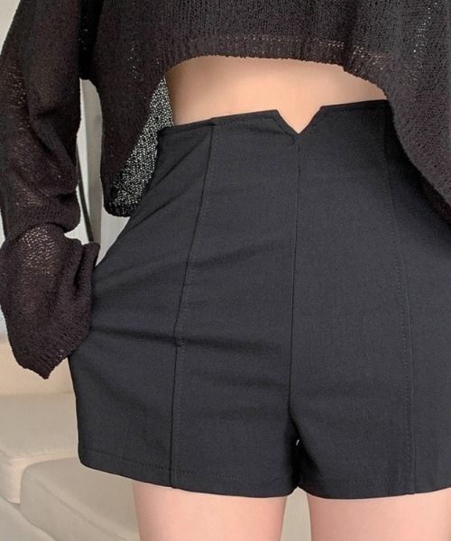 merongshop（メロンショップ）の「MERONGSHOP ハイウエストストレッチショートパンツ（その他パンツ・レディース・ブラック/アイボリー・LARGE/MEDIUM）」の8枚目の写真