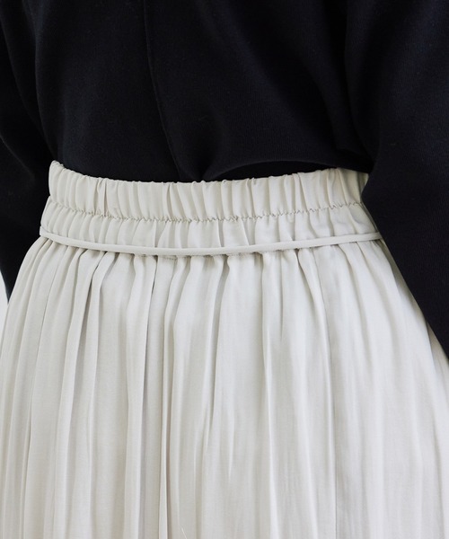 ROPE' PICNIC（ロペピクニック）の「サテンジョーゼットマチ付スカート（スカート・レディース・チャコールグレー/ライトグレー/サックスブルー・38）」の9枚目の写真