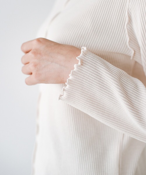 haco!（ハコ）の「着映え着まわしお手のもの　大人かわいい便利なリブメローカットソートップス（Tシャツ/カットソー・レディース・ピンク/アイボリー/ライトブラウン・SMALL/MEDIUM/LARGE/X-LARGE）」の8枚目の写真