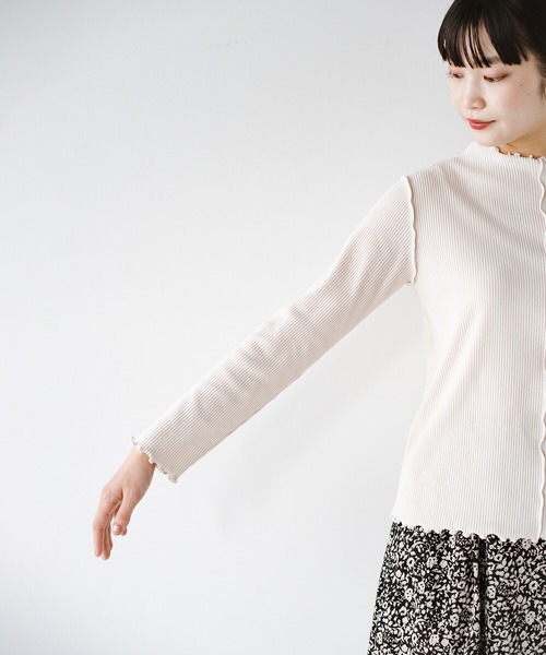 haco!（ハコ）の「着映え着まわしお手のもの　大人かわいい便利なリブメローカットソートップス（Tシャツ/カットソー・レディース・ピンク/アイボリー/ライトブラウン・SMALL/MEDIUM/LARGE/X-LARGE）」の17枚目の写真