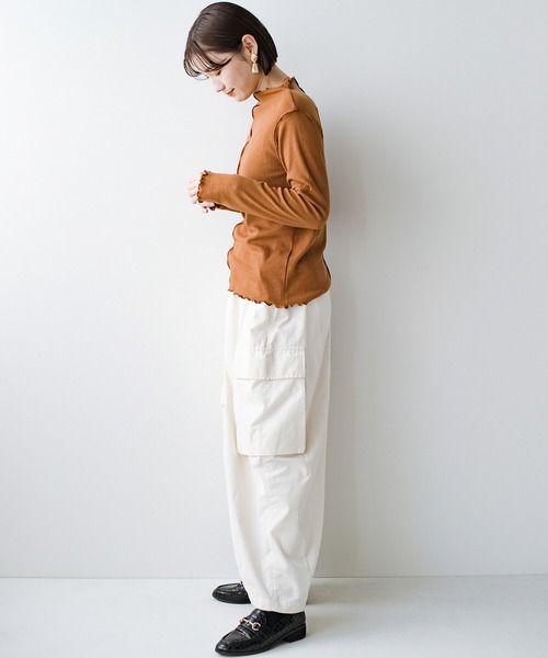 haco!（ハコ）の「着映え着まわしお手のもの　大人かわいい便利なリブメローカットソートップス（Tシャツ/カットソー・レディース・ピンク/アイボリー/ライトブラウン・SMALL/MEDIUM/LARGE/X-LARGE）」の19枚目の写真