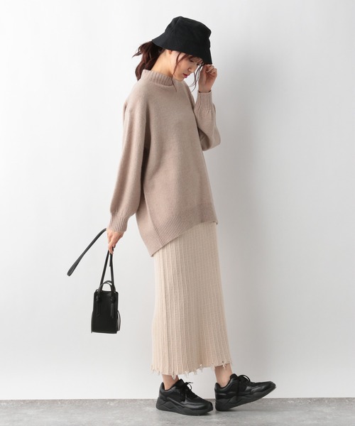 GLOBAL WORK(グローバルワーク)の「フワフワHugmeスタンドネック/952801(ニット/セーター・レディース・チャコールグレー/ライトブルー/ベージュ/ピンク/イエロー/グリーン/アイボリー/ラベンダー/ブルー・MEDIUM/LARGE)」の17枚目の写真