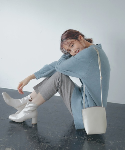 GLOBAL WORK(グローバルワーク)の「フワフワHugmeスタンドネック/952801(ニット/セーター・レディース・チャコールグレー/ライトブルー/ベージュ/ピンク/イエロー/グリーン/アイボリー/ラベンダー/ブルー・MEDIUM/LARGE)」の13枚目の写真