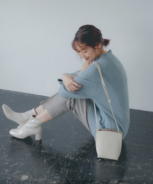 GLOBAL WORK(グローバルワーク)の「フワフワHugmeスタンドネック/952801(ニット/セーター・レディース・チャコールグレー/ライトブルー/ベージュ/ピンク/イエロー/グリーン/アイボリー/ラベンダー/ブルー・MEDIUM/LARGE)」の14枚目の写真