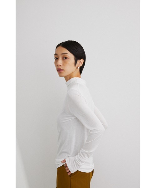 STYLEMIXER(スタイルミキサー)の「シアーハイネックトップ(Tシャツ/カットソー・レディース・ブラック/ベージュ/ホワイト・FREE)」の2枚目の写真