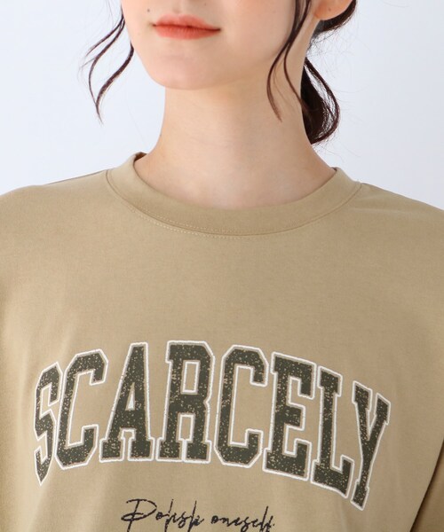 Cutie Blonde（キューティーブロンド）の「◆【S-L】カレッジロゴ裾フェイクプルオーバー（Tシャツ/カットソー・レディース・ブラック/マスタード/ベージュ・03/02/01）」の7枚目の写真