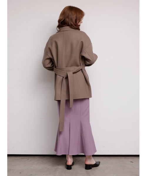 TONAL（トーナル）の「ウールリバーウェストリボンショートコート（チェスターコート・レディース・グレー/ブルー/モカ・38/36）」の6枚目の写真