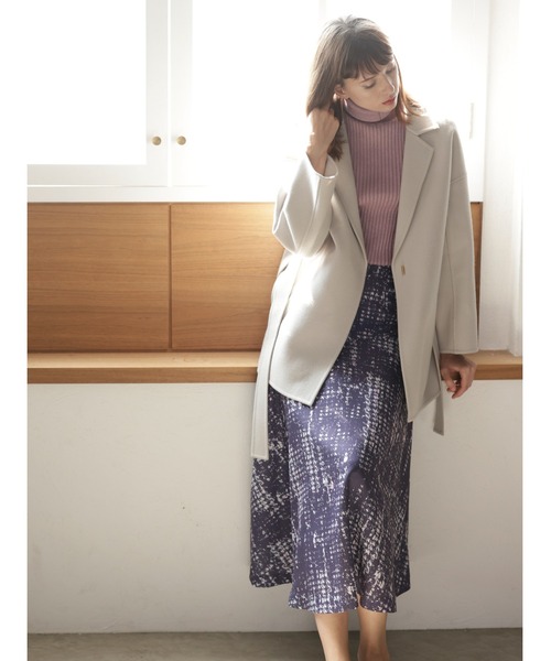 TONAL（トーナル）の「ウールリバーウェストリボンショートコート（チェスターコート・レディース・グレー/ブルー/モカ・38/36）」の11枚目の写真