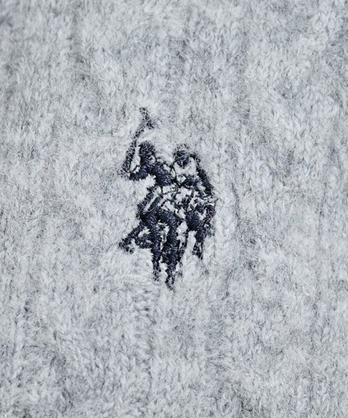 U.S. POLO ASSN.（ユーエスポロアッスン）の「RANAN/solleim別注【U.S.POLO ASSN.】 ワンポイントケーブルニット（ニット/セーター・レディース・オフホワイト/杢グレー/ライトピンク/ブルー/ベージュ/ネイビー/ライトベージュ/ホワイト×ブラック/ブラウン/レッド・M/LL/L）」の16枚目の写真