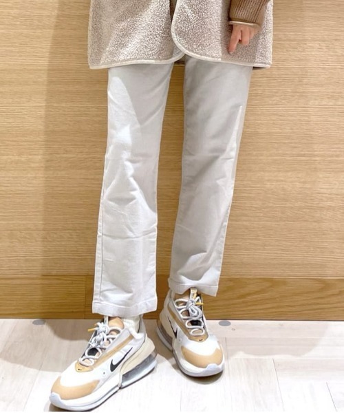 studio CLIP（スタディオクリップ）の「ストレッチドビースリムパンツ[プラスサイズあり]（その他パンツ・レディース・ライトグレー/モカ/カーキ/ブラック・MEDIUM/X-LARGE/XXX-LARGE/SMALL/XX-LARGE/LARGE）」の3枚目の写真