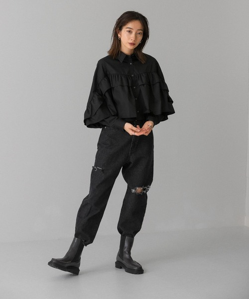 KBF（ケイビーエフ）の「ラッフルフリルシャツ（シャツ/ブラウス・レディース・ホワイト/ブラック/カーキ・ONE）」の4枚目の写真