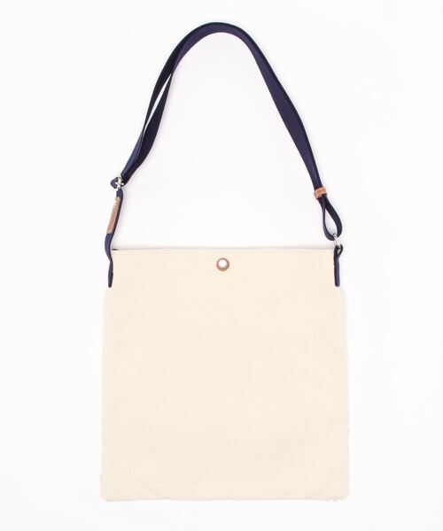 Peram(ペラム)の「Peram(ペラム) 2B・ネットキャンバス ショルダー(ショルダーバッグ・レディース・ネイビー/レッド/オリーブ・FREE)」の4枚目の写真