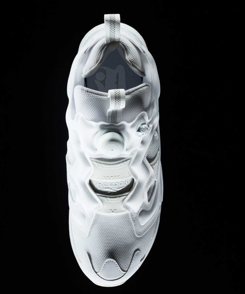 Reebok（リーボック）の「Reebok INSTAPUMP FURY OG / リーボック インスタポンプフューリー OG（スニーカー・メンズ・ホワイト・27.0cm/24.5cm/23.5cm/24.0cm/25.0cm/28.0cm/29.0cm/25.5cm/30.0cm/27.5cm/26.0cm/23.0cm/28.5cm/26.5cm）」の4枚目の写真