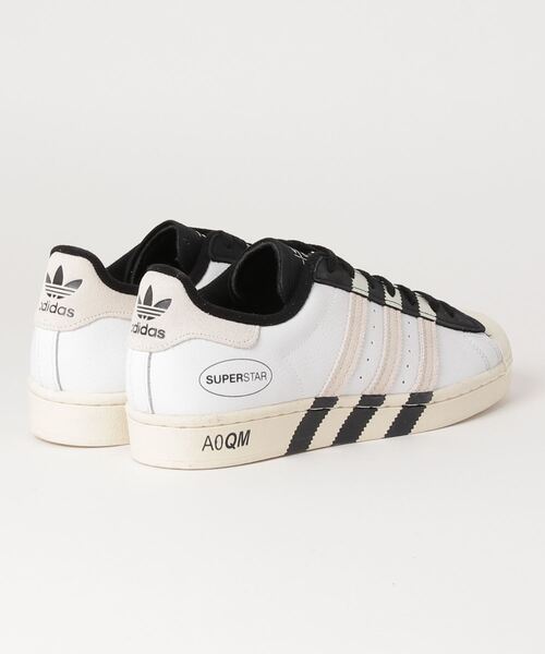 adidas Originals（アディダスオリジナルス）の「adidas Originals/アディダス オリジナルス SUPERSTAR/スーパースター（スニーカー・メンズ・ホワイト・26cm/26.5cm/27cm/27.5cm/28cm/29cm/25.5cm）」の2枚目の写真