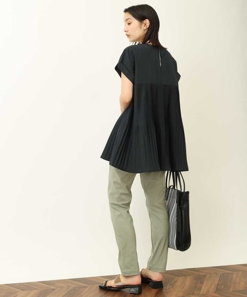 a.v.v(アーヴェヴェ)の「ハイパーストレッチ美脚スリムパンツ(その他パンツ・レディース・カーキ/ライトグレー/チャコールグレー/ブラック・34/38/36/40/32/42/44)」の10枚目の写真