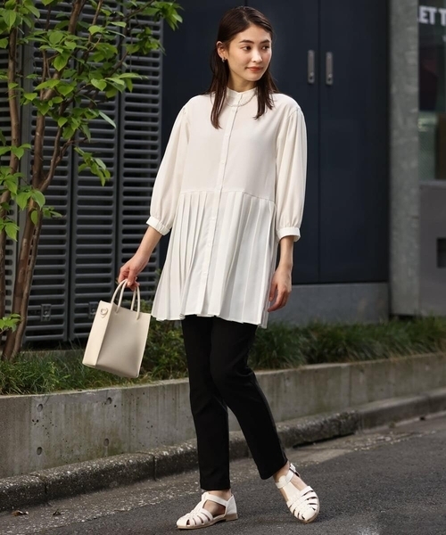 a.v.v(アーヴェヴェ)の「ハイパーストレッチ美脚スリムパンツ(その他パンツ・レディース・カーキ/ライトグレー/チャコールグレー/ブラック・34/38/36/40/32/42/44)」の20枚目の写真