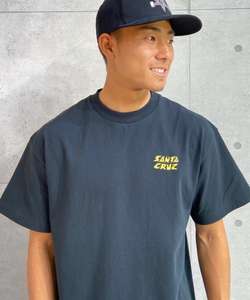 SANTA CRUZ（サンタクルーズ）の「【ムラサキスポーツ別注】SANTACRUZ/サンタクルーズ ルーズシルエット バックプリントTシャツ 502221416（Tシャツ/カットソー・メンズ・ブラック/ホワイト・M/XL/XXL/L）」の4枚目の写真