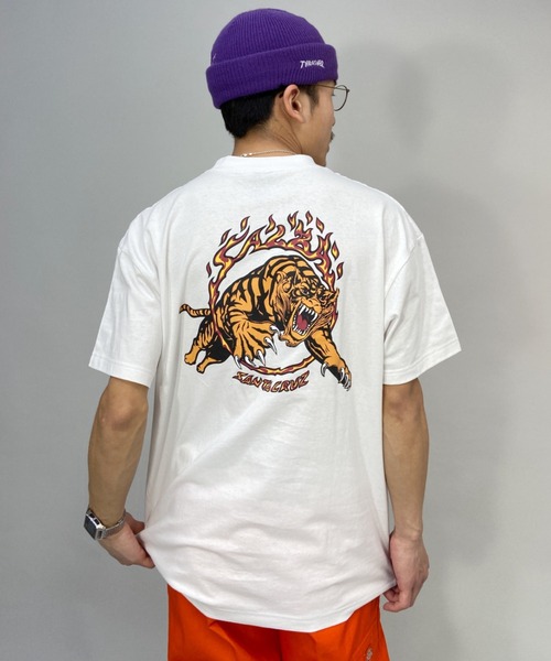 SANTA CRUZ（サンタクルーズ）の「【ムラサキスポーツ別注】SANTACRUZ/サンタクルーズ ルーズシルエット バックプリントTシャツ 502221416（Tシャツ/カットソー・メンズ・ブラック/ホワイト・M/XL/XXL/L）」の22枚目の写真