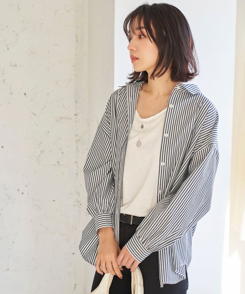 BELLUNA PLUS（ベルーナ）の「ストライプ柄ボリューム袖デザインシャツ（シャツ/ブラウス・レディース・ブラック/ブルー/グリーン/パープル/ネイビー・MEDIUM/LARGE）」の13枚目の写真