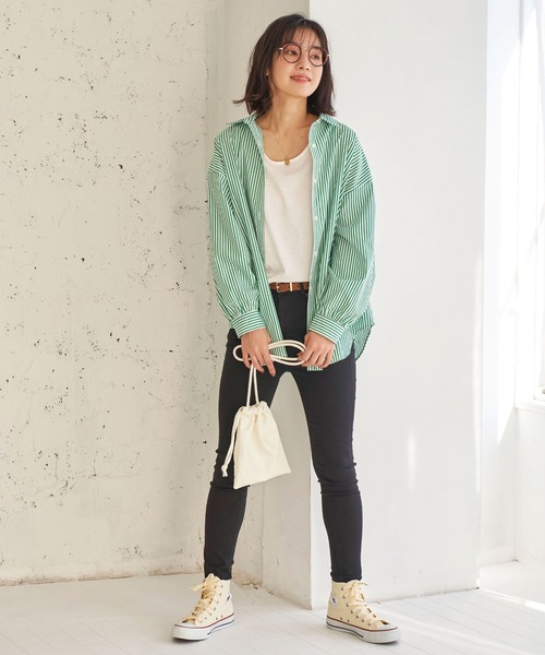 BELLUNA PLUS（ベルーナ）の「ストライプ柄ボリューム袖デザインシャツ（シャツ/ブラウス・レディース・ブラック/ブルー/グリーン/パープル/ネイビー・MEDIUM/LARGE）」の10枚目の写真