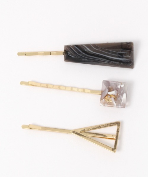 LAKOLE（ラコレ）の「変形スクエアピン3点SET / 276491（ヘアピン・レディース・ブラック/オフホワイト/イエロー・FREE）」の3枚目の写真