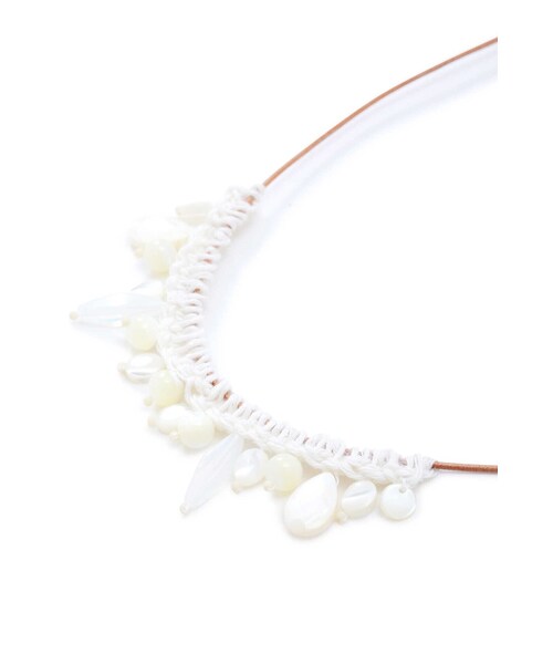 human woman（ヒューマンウーマン）の「◆レザーコードネックレス（ネックレス・レディース・ベージュ・ﾌﾘ-）」の6枚目の写真