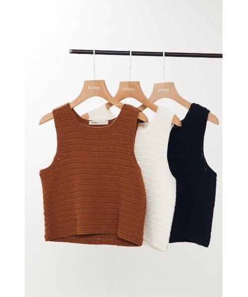 BLACK BY MOUSSY（ブラックバイマウジー）の「crochet knit vest（クロシェニットベスト）（ベスト・レディース・ホワイト/ブラック/ブラウン・FREE）」の17枚目の写真