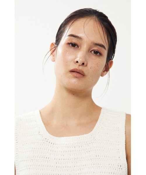 BLACK BY MOUSSY（ブラックバイマウジー）の「crochet knit vest（クロシェニットベスト）（ベスト・レディース・ホワイト/ブラック/ブラウン・FREE）」の11枚目の写真