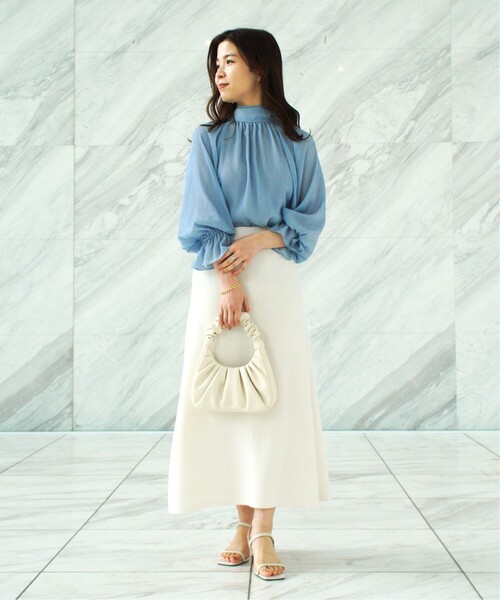 UNTITLED（アンタイトル）の「◆【STORY掲載】ヨーリューストライプブラウス（シャツ/ブラウス・レディース・ベージュ系その他6/ブルー系2/ベージュ系その他2・44/02/04/00/48）」の12枚目の写真