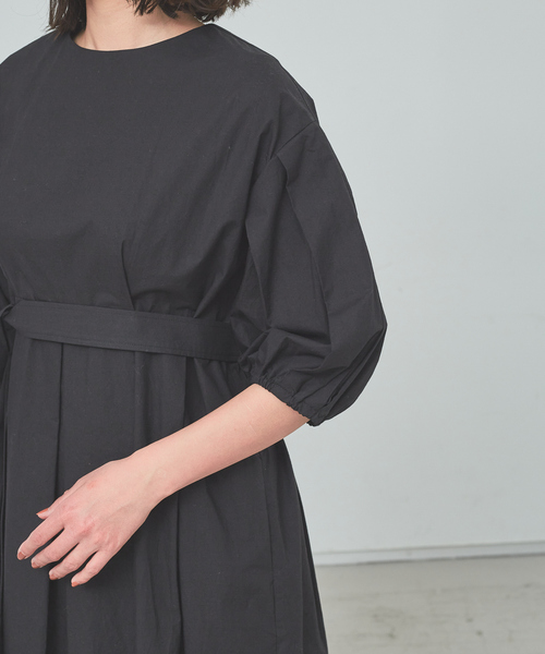 margaux（マルゴー）の「【MARGAUX】タックスリーブワンピース（ワンピース・レディース・ブルー/ブラック/レッド・フリー）」の12枚目の写真