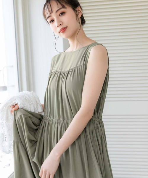 fifth(フィフス)の「サイドリボンティアードワンピース(ワンピース・レディース・ブラック/カーキ/グレイッシュベージュ・M)」の17枚目の写真