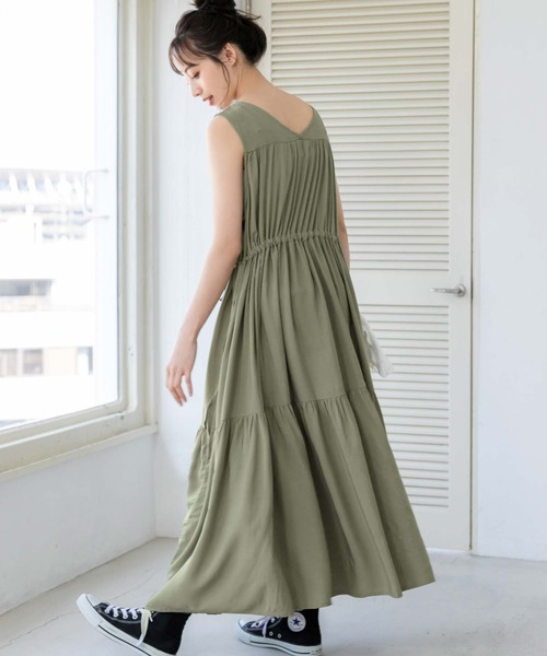 fifth(フィフス)の「サイドリボンティアードワンピース(ワンピース・レディース・ブラック/カーキ/グレイッシュベージュ・M)」の19枚目の写真